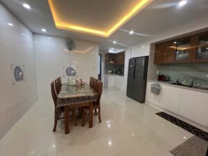 Bán nhà 3 tầng mặt tiền đường 7m5 gần bến xe Đà Nẵng